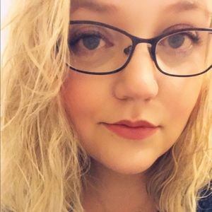 Meet your Posher, Leigh ann